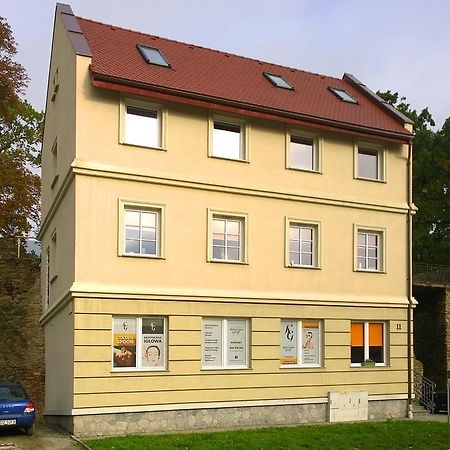 Ferienwohnung Apartament Dzierżoniów Exterior foto