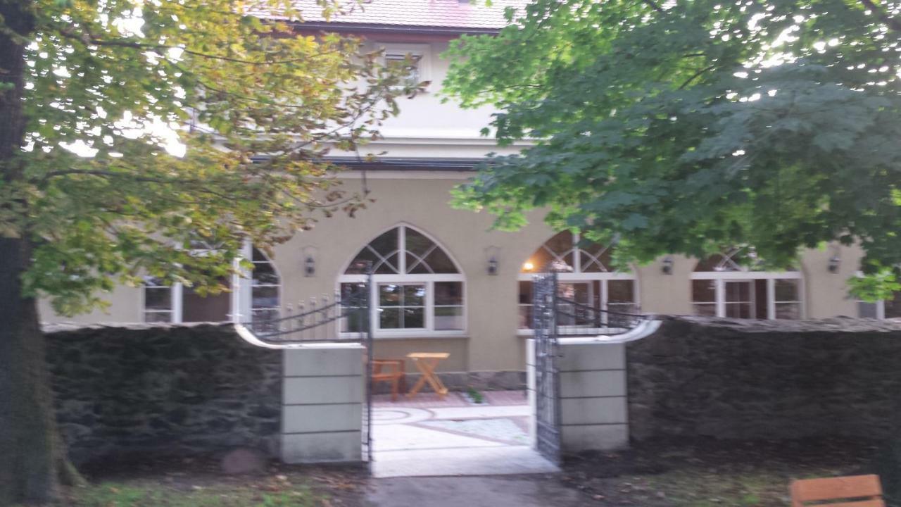 Ferienwohnung Apartament Dzierżoniów Exterior foto